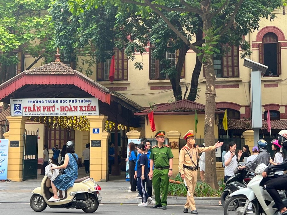 Công an Hà Nội bảo đảm an ninh, an toàn tuyệt đối cho kỳ thi vào lớp 10 THPT - ảnh 1