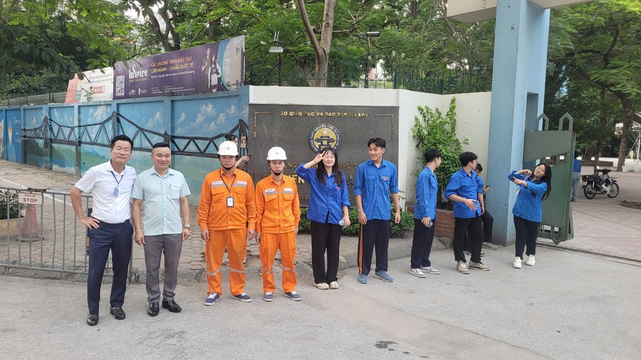 Tiếp động lực, cổ vũ tinh thần cho thí sinh thi vào lớp 10 - ảnh 3
