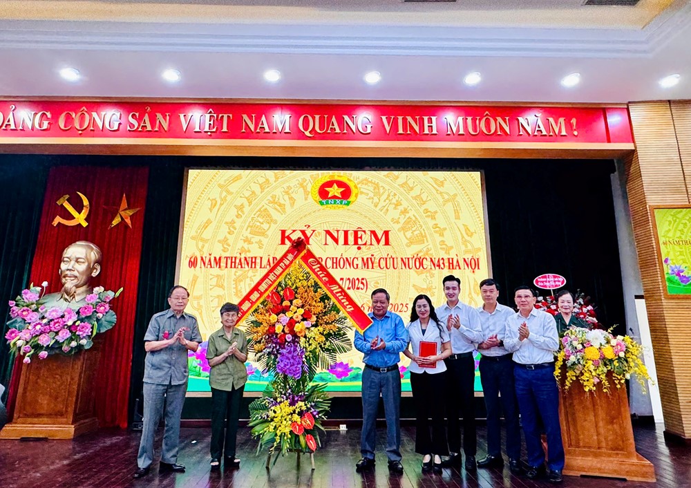 Đội TNXP chống Mỹ cứu nước N43 Hà Nội tổ chức lễ kỷ niệm 60 năm thành lập - ảnh 1