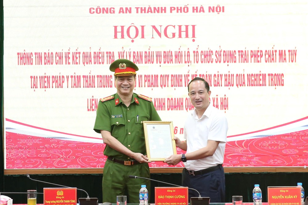 Bí thư Thành ủy Bùi Thị Minh Hoài gửi Thư khen Công an thành phố Hà Nội - ảnh 3