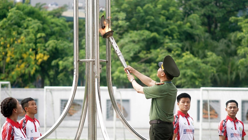 Gần 1.000 vận động viên tham gia Hội thao Công an thủ đô năm 2025 - ảnh 8