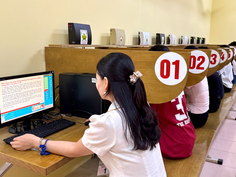 Hà Nội triển khai nghiêm túc kỳ sát hạch lái xe mô tô - ảnh 3