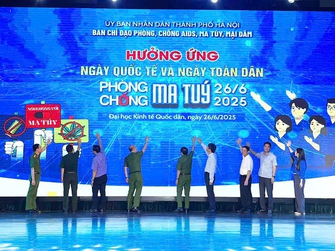 Hà Nội tổ chức Mít tinh hưởng ứng ngày toàn dân phòng chống ma tuý - ảnh 2