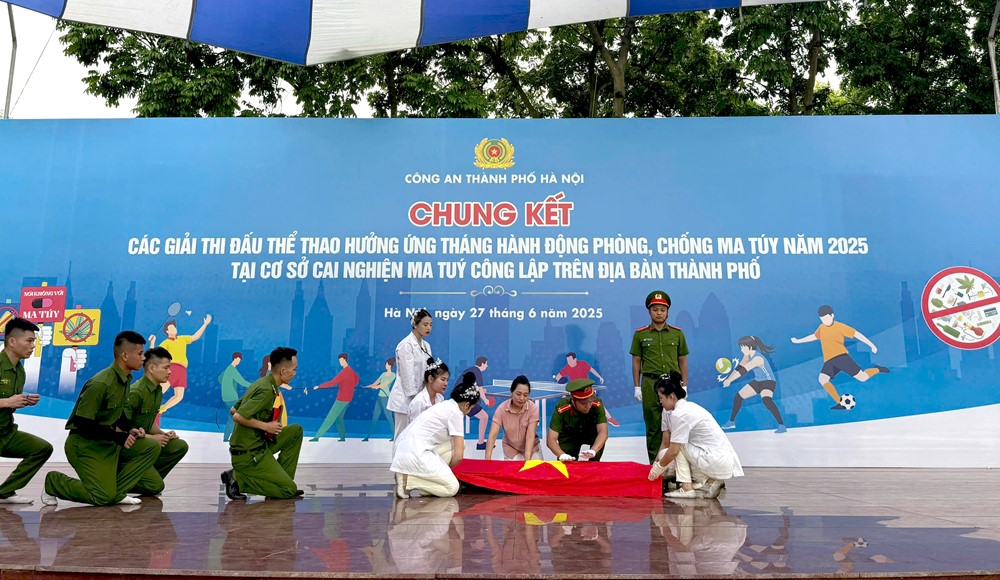 Công an Hà Nội tổ chức thành công các giải thể thao hưởng ứng Tháng hành động phòng chống ma tuý - ảnh 1