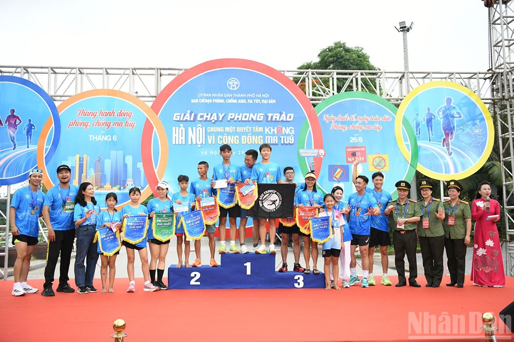 Hà Nội tổ chức Giải chạy phong trào “Chung một quyết tâm - Vì cộng đồng không ma túy” - ảnh 5