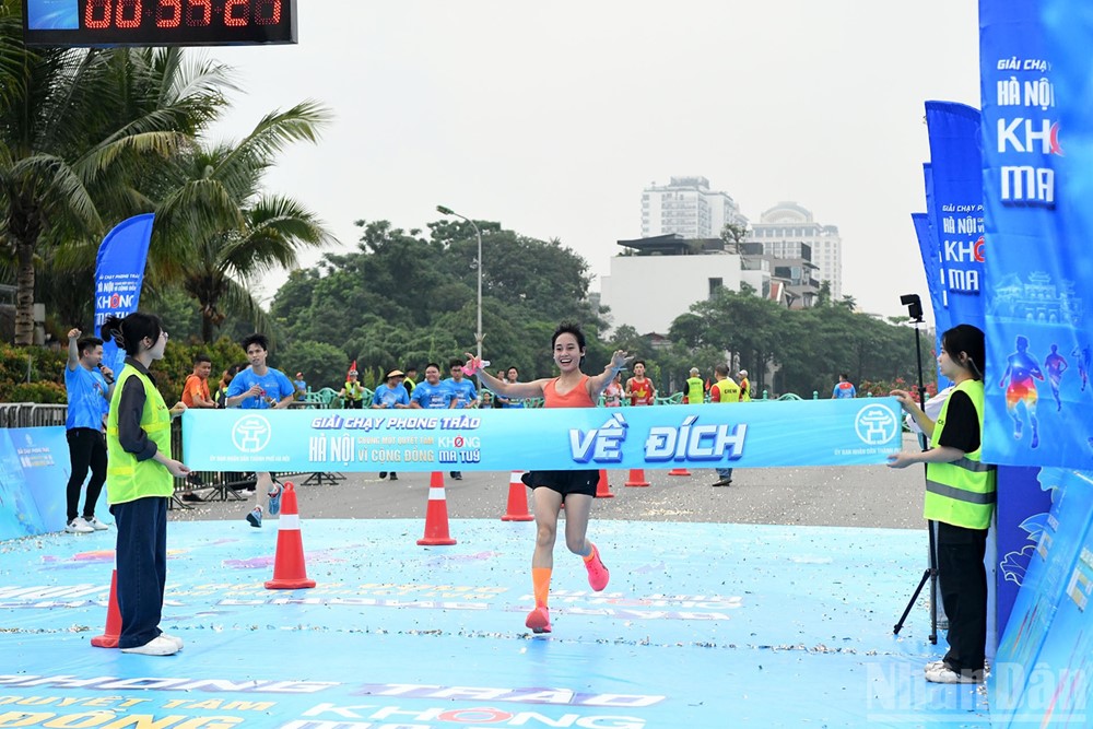 Hà Nội tổ chức Giải chạy phong trào “Chung một quyết tâm - Vì cộng đồng không ma túy” - ảnh 4