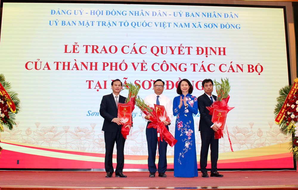 Công bố Quyết định thành lập 4 xã: Hoài Đức, Dương Hoà, An Khánh, Sơn Đồng - ảnh 13