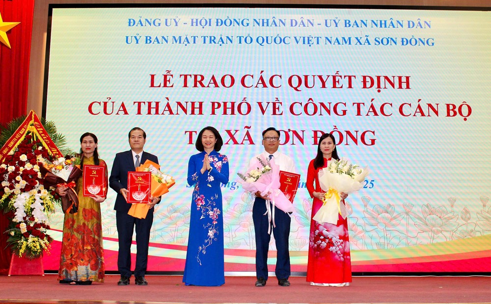 Công bố Quyết định thành lập 4 xã: Hoài Đức, Dương Hoà, An Khánh, Sơn Đồng - ảnh 16