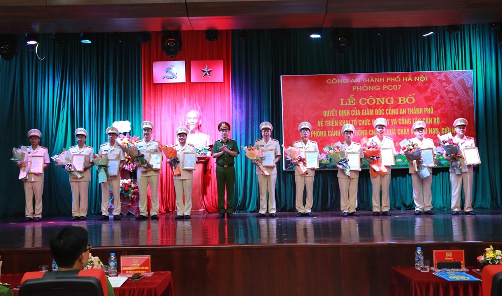 Hà Nội có 41 đội chữa cháy và cứu nạn, cứu hộ khu vực - ảnh 1