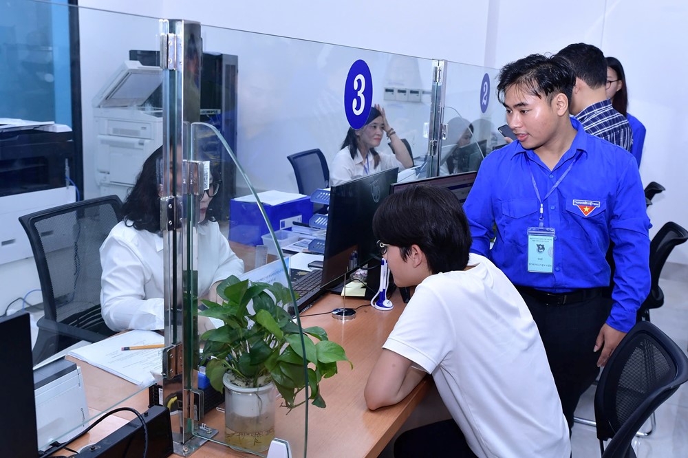 Áo xanh tình nguyện đồng hành cùng người dân và cán bộ vận hành chính quyền 2 cấp - ảnh 3