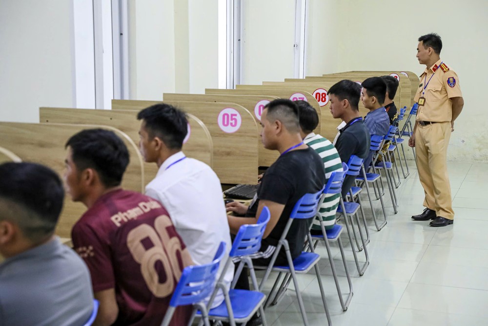 Hà Nội: Tổ chức sát hạch cấp lại Giấy phép lái xe ô tô quá hạn sử dụng - ảnh 1