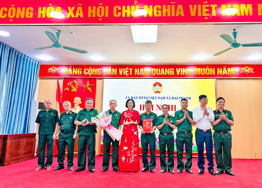 Xã Đại Thanh công bố Quyết định về công tác cán bộ các ngành đoàn thể - ảnh 2