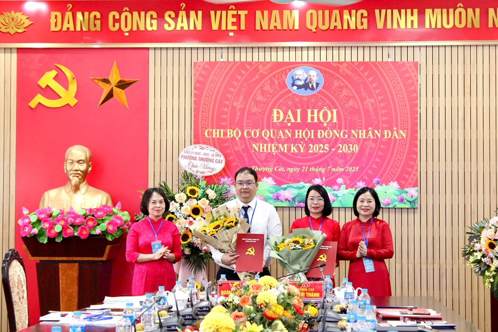 Hội đồng nhân dân phường Thượng Cát: Quyết tâm xây dựng Chi bộ trong sạch, vững mạnh - ảnh 7