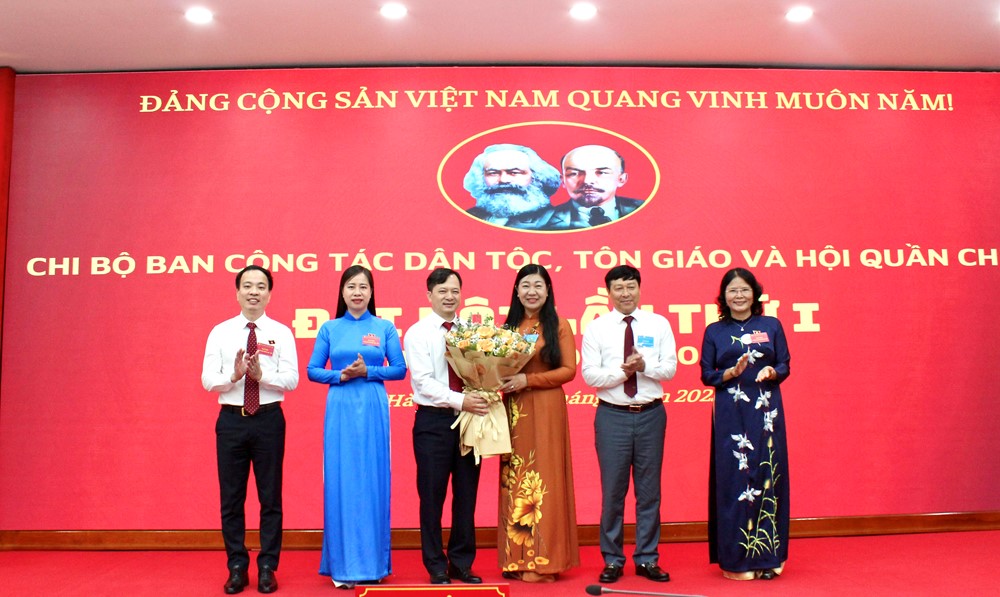  Quyết tâm triển khai có hiệu quả các cuộc vận động, phong trào thi đua yêu nước - ảnh 7