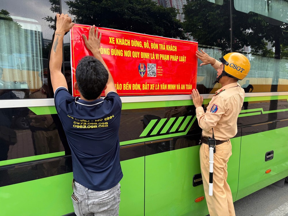 Hà Nội: Tổng kiểm soát phương tiện kinh doanh vận tải, phát hiện, xử lý nhiều vi phạm - ảnh 3