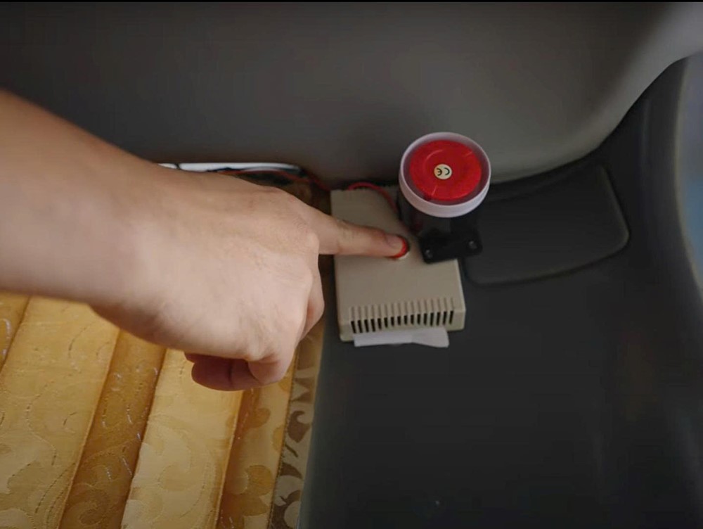 Chủ động bảo đảm an toàn trên xe ô tô đưa đón học sinh - ảnh 3