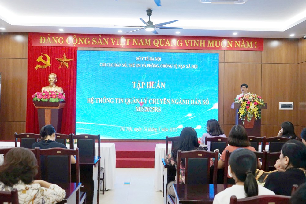 Hà Nội tổ chức tập huấn Hệ thông tin quản lý chuyên ngành Dân số MIS2025RS  - ảnh 1