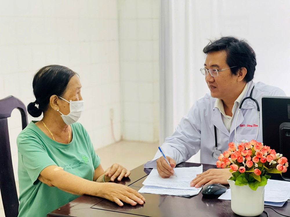 Hơn 1.200 người dân ở Cần Thơ được sàng lọc bệnh tim mạch, bệnh thận mạn, bệnh chuyển hóa  - ảnh 2