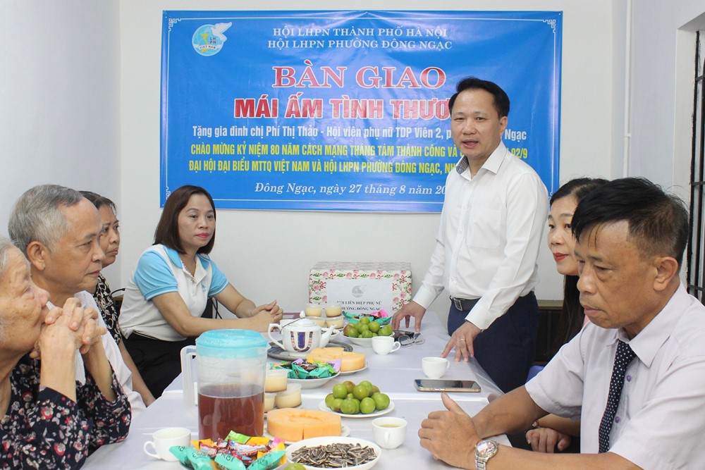 Hội LHPN phường Đông Ngạc bàn giao Mái ấm tình thương cho hội viên khó khăn - ảnh 1