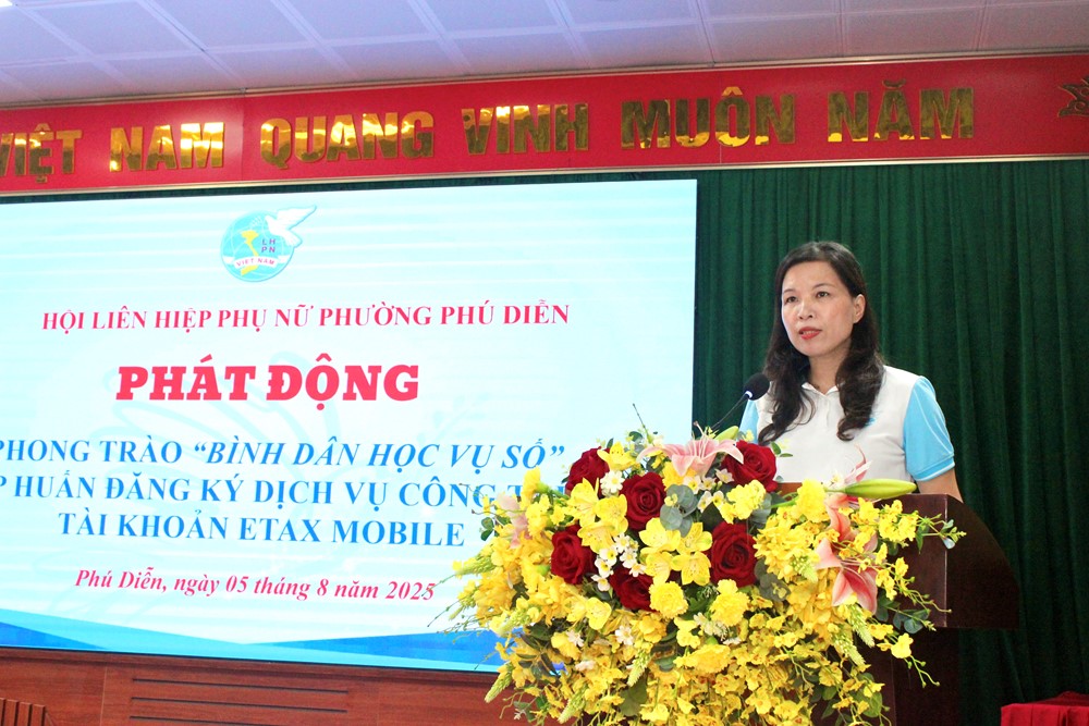 Hội LHPN phường Phú Diễn triển khai phong trào “Bình dân học vụ số” - ảnh 2