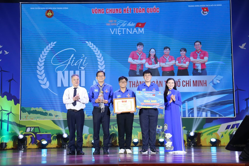 Chung kết toàn quốc Cuộc thi trực tuyến “Tự hào Việt Nam“ - ảnh 4