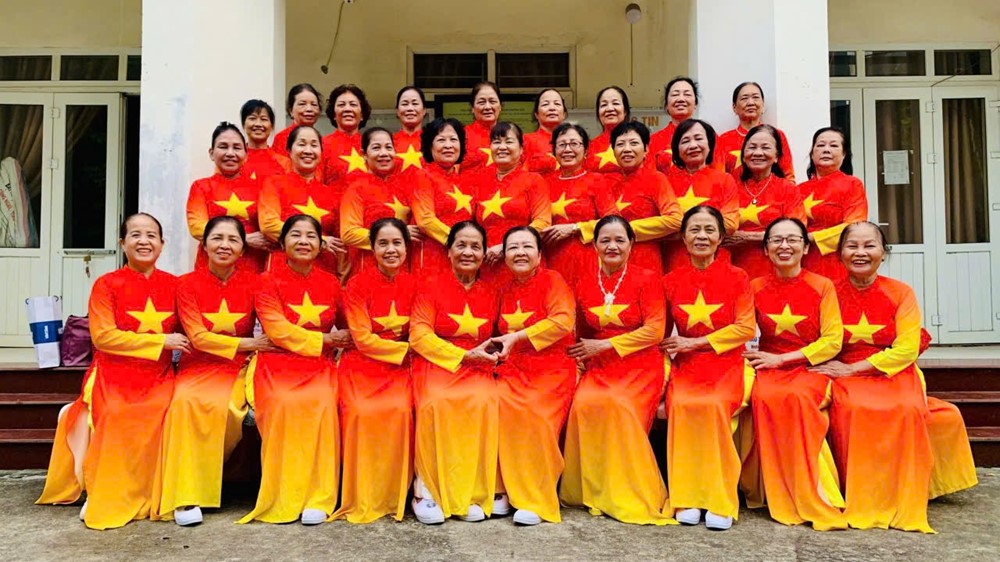 Phường Đông Ngạc rộn ràng sắc đỏ chào mừng Quốc khánh 2/9 - ảnh 8