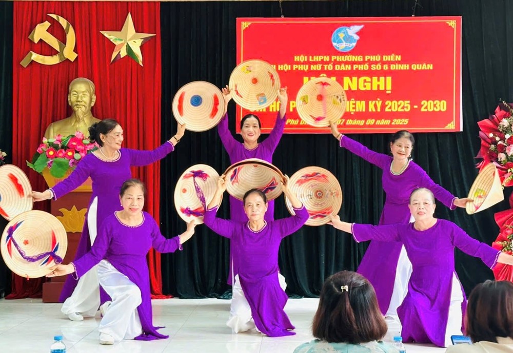 Hội LHPN phường Phú Diễn tổ chức thành công 100% hội nghị chi hội nhiệm kỳ 2025-2030 - ảnh 7