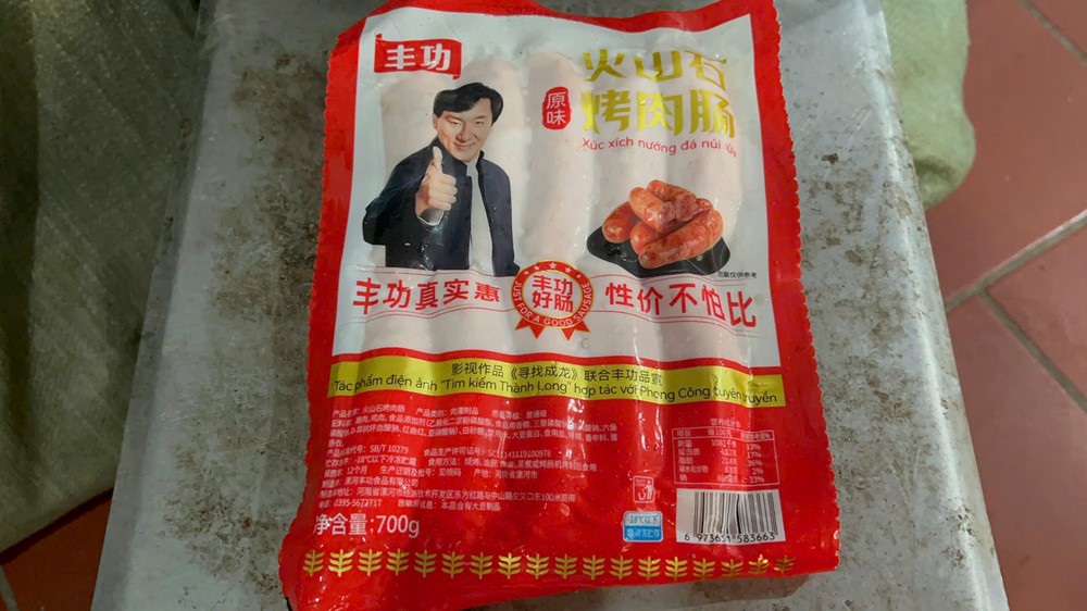 Gẩn 1 tấn xúc xích “trôi nổi” bị chặn đứng trước Tết Trung thu      - ảnh 2