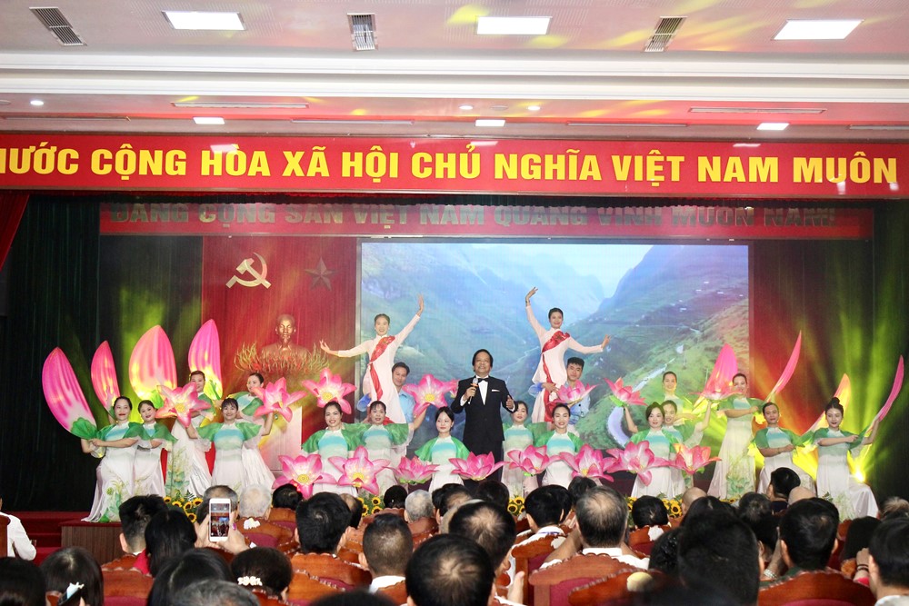 Đại hội đại biểu Mặt trận Tổ quốc xã Vĩnh Thanh nhiệm kỳ 2025-2030 thành công tốt đẹp - ảnh 4