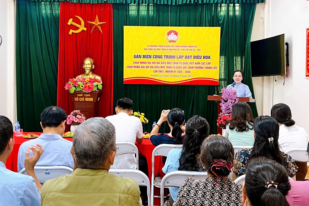 Phường Thanh Liệt: Gắn biển công trình lắp đặt điều hoà chào mừng Đại hội Đại biểu Mặt trận Tổ quốc Việt Nam các cấp - ảnh 1