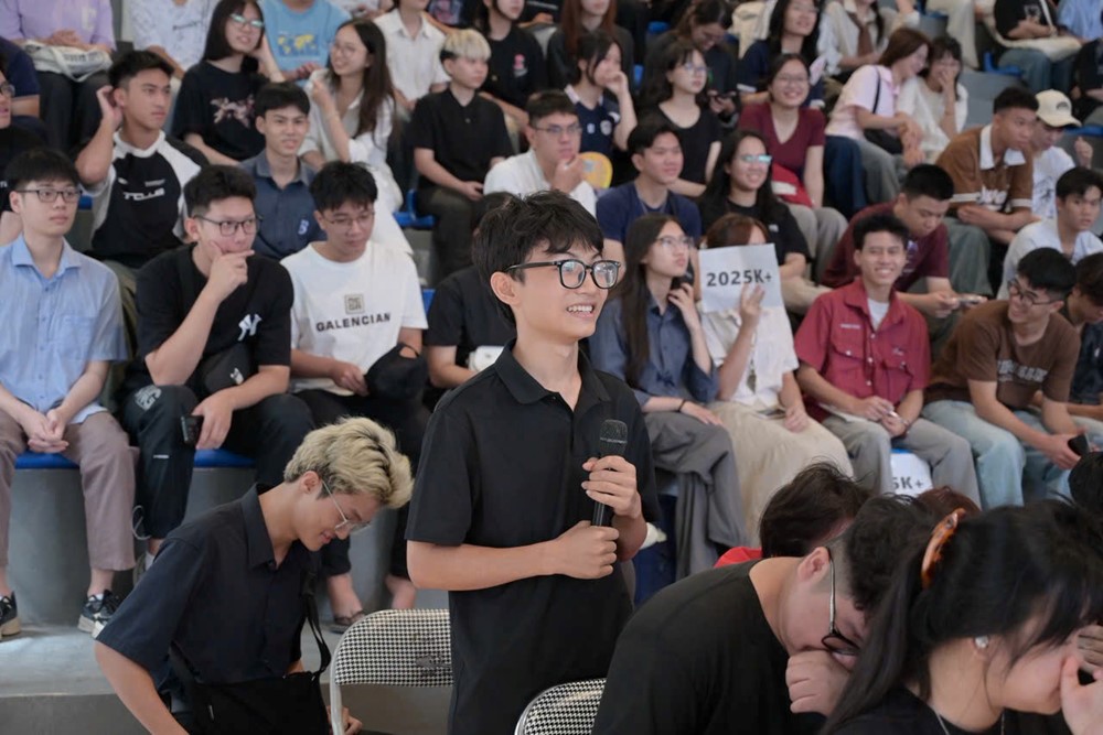 Hà Nội: Tuyên truyền pháp luật về an toàn giao thông cho sinh viên Đại học Kiến trúc Hà Nội - ảnh 2