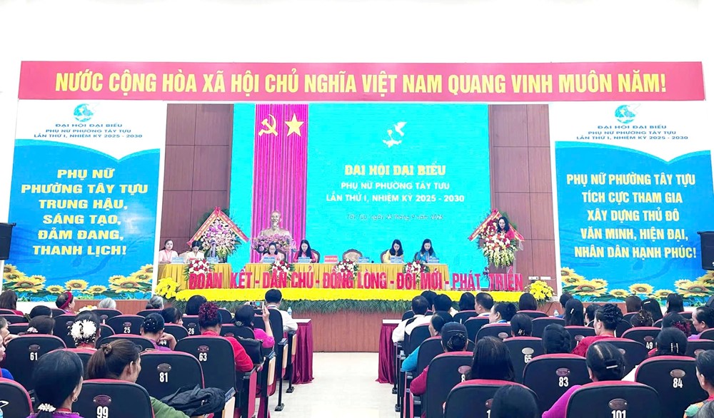 Phụ nữ phường Tây Tựu phát huy đoàn kết, sáng tạo, chủ động hội nhập - ảnh 4