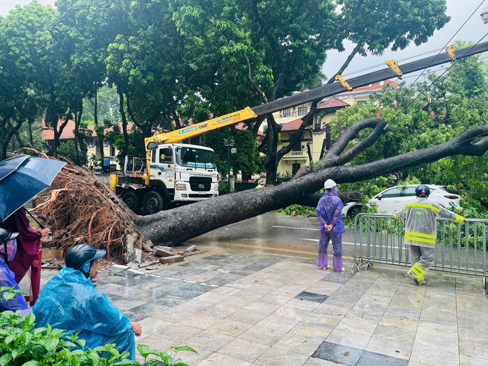 Khuyến cáo đảm bảo an toàn phòng cháy, tai nạn, sự cố trong mùa mưa, bão - ảnh 1