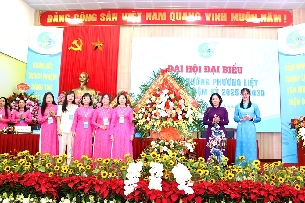 Phụ nữ phường Phương Liệt góp phần xây dựng phường phát triển bền vững, văn minh, hiện đại - ảnh 9
