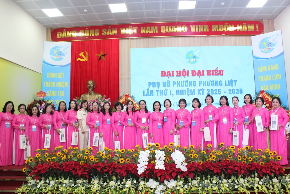 Phụ nữ phường Phương Liệt góp phần xây dựng phường phát triển bền vững, văn minh, hiện đại - ảnh 13