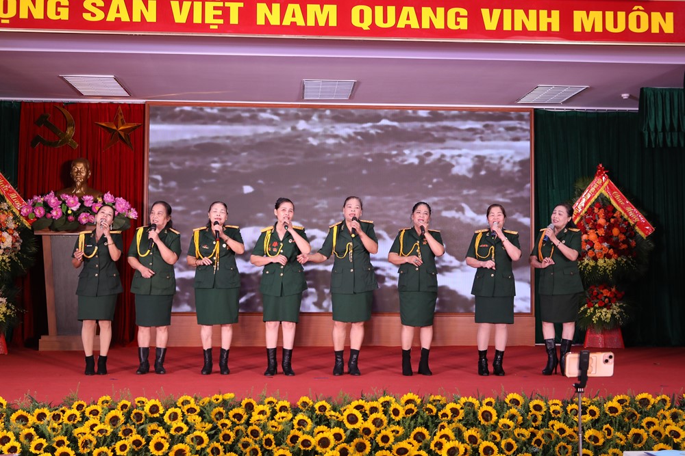 Cựu chiến binh phường Đông Ngạc đoàn kết, giúp nhau phát triển kinh tế - ảnh 2