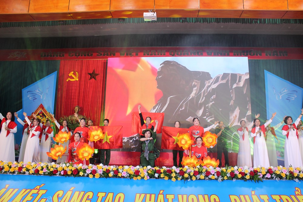 Phụ nữ phường Thanh Liệt đoàn kết, sáng tạo, khát vọng vươn lên vì sự phát triển bền vững - ảnh 10