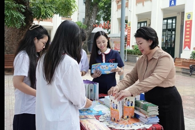 Phường Ba Đình hưởng ứng Ngày Tránh thai Thế giới và Ngày Quốc tế Trẻ em gái 2025 - ảnh 4