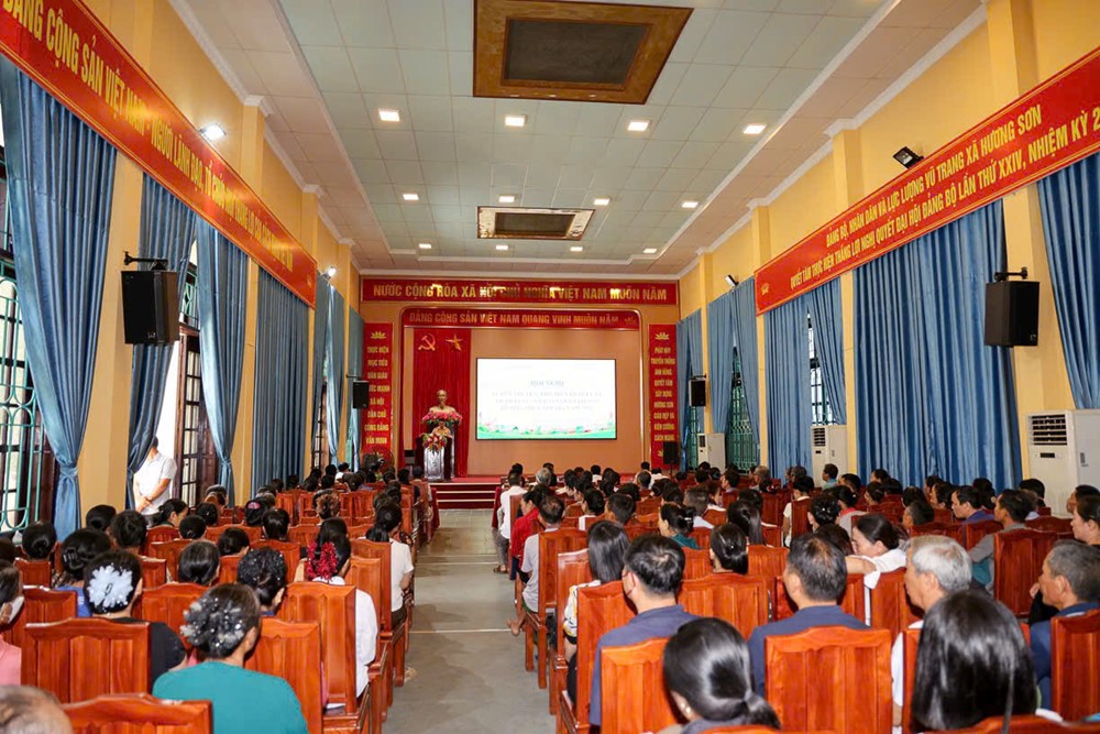 Hà Nội: Tập huấn an toàn giao thông đường thủy tại khu di tích Chùa Hương - ảnh 1