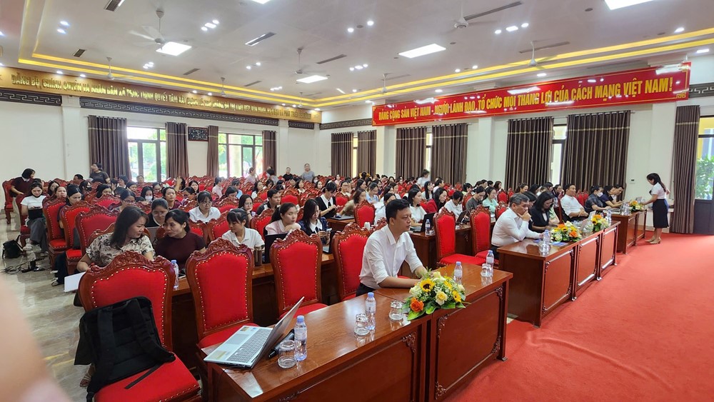 Xã Phúc Thịnh tiên phong ứng dụng AI vào giáo dục, hướng tới chuyển đổi số toàn diện - ảnh 1
