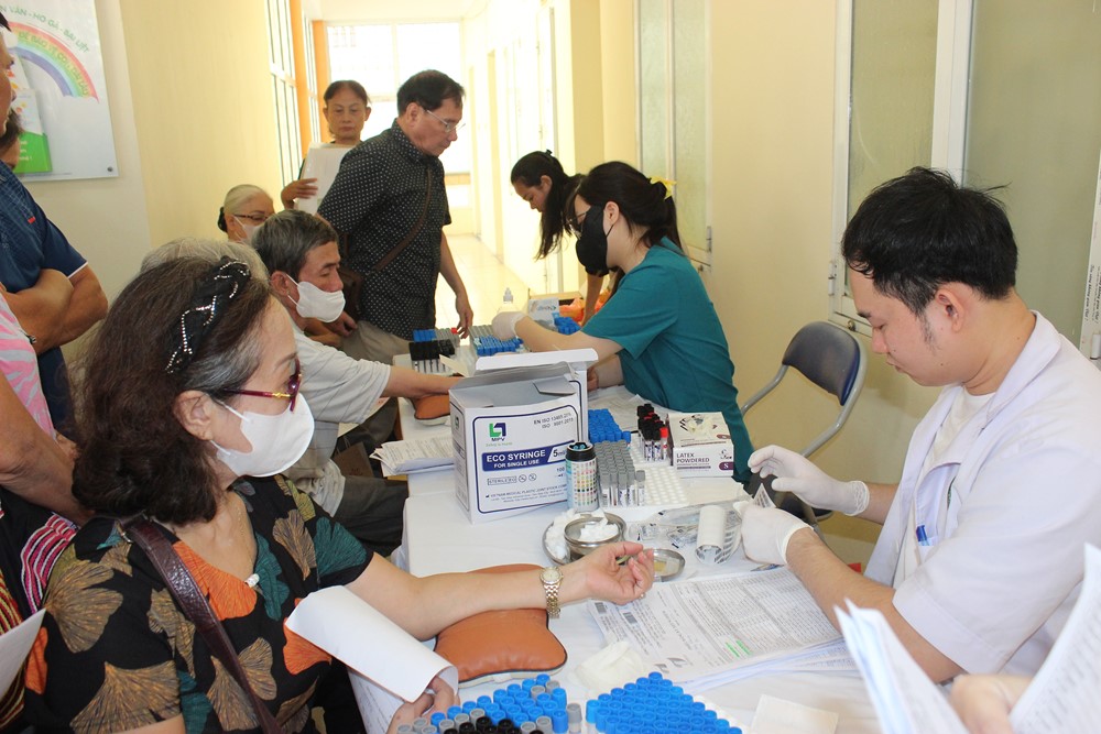 Phường Đống Đa nâng cao chất lượng chăm sóc sức khỏe người cao tuổi - ảnh 6
