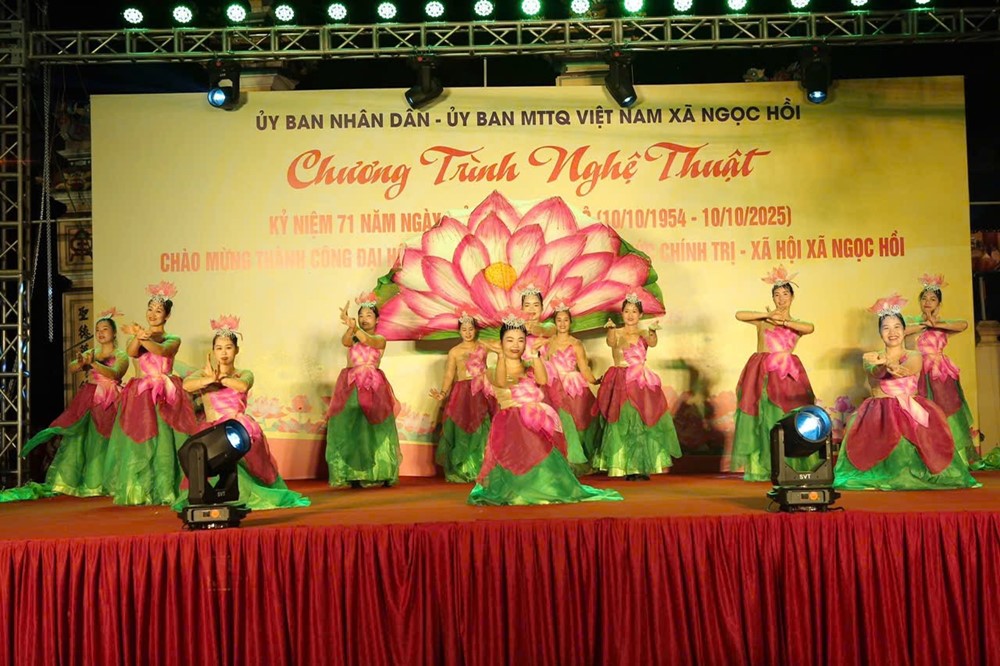 Xã Ngọc Hồi: Sôi nổi chương trình nghệ thuật chào mừng 71 năm Ngày Giải phóng Thủ đô  - ảnh 8