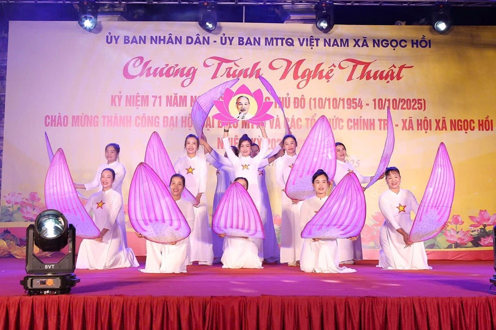 Xã Ngọc Hồi: Sôi nổi chương trình nghệ thuật chào mừng 71 năm Ngày Giải phóng Thủ đô  - ảnh 11