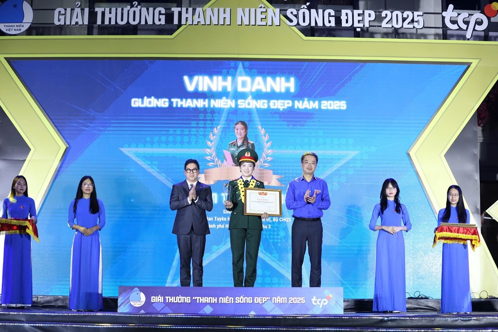Tôn vinh 20 “Thanh niên sống đẹp” lan tỏa năng lượng tích cực trong cộng đồng - ảnh 6