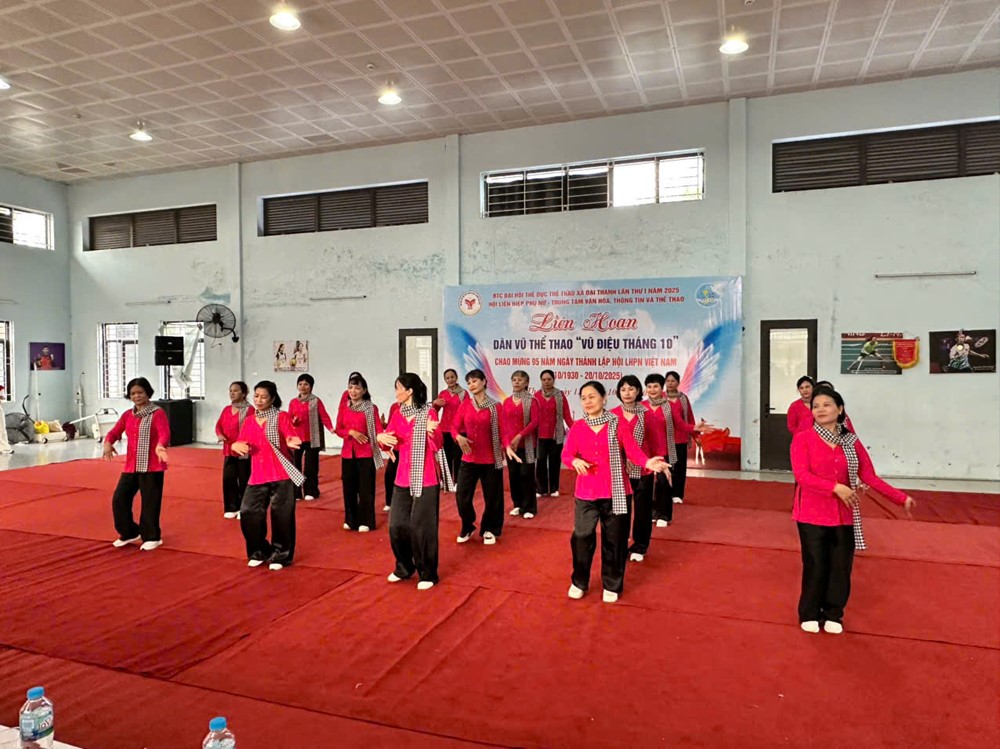 Xã Đại Thanh: Rộn ràng hội thi dân vũ thể thao “Vũ điệu tháng Mười” - ảnh 3