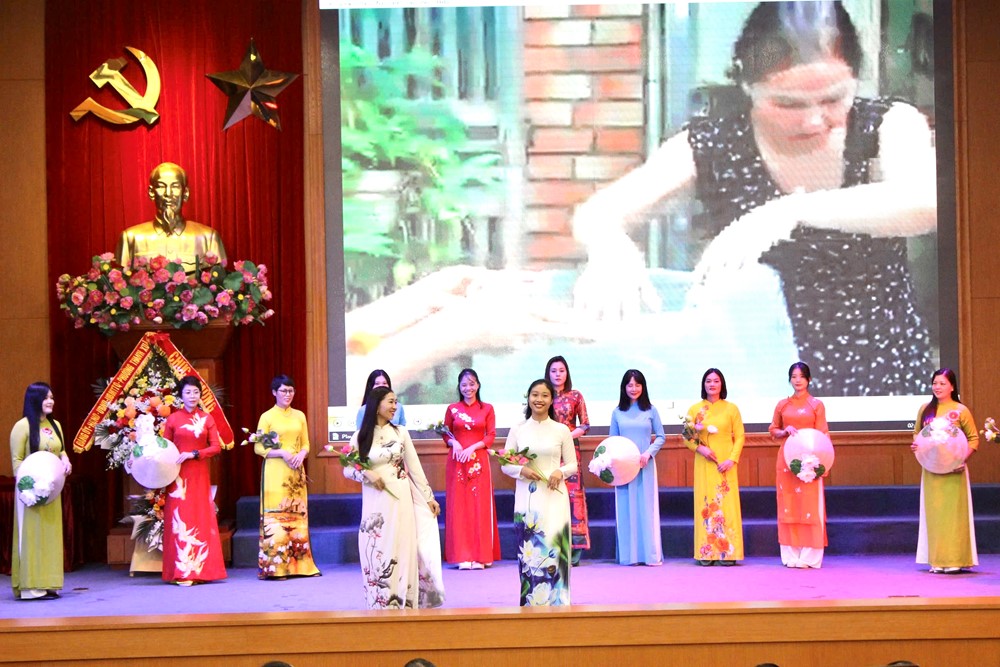 Hội LHPN phường Thanh Xuân kỷ niệm 95 năm ngày thành lập Hội Liên hiệp Phụ nữ Việt Nam 20/10 - ảnh 4
