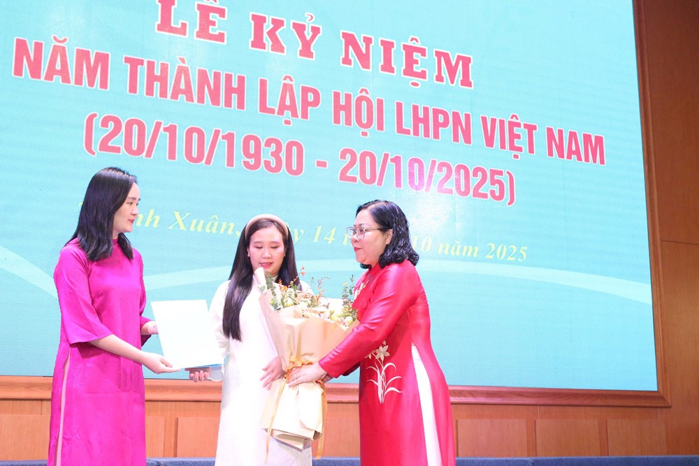 Hội LHPN phường Thanh Xuân kỷ niệm 95 năm ngày thành lập Hội Liên hiệp Phụ nữ Việt Nam 20/10 - ảnh 9