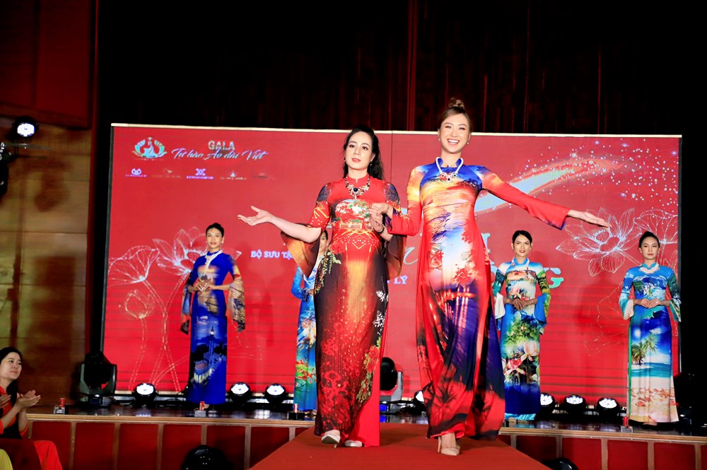 Phu nhân Đại sứ Liên bang Nga lộng lẫy với áo dài Việt - ảnh 13