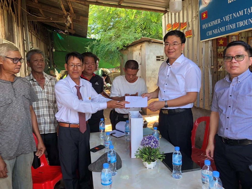 Đảng và nhà nước luôn quan tâm hỗ trợ cộng đồng người Việt Nam tại Campuchia - ảnh 1