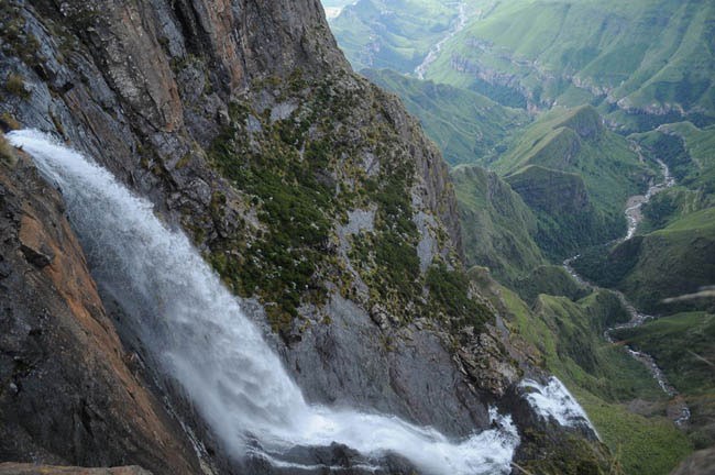Choáng ngợp 10 thác nước hùng vĩ nhất thế giới - ảnh 4